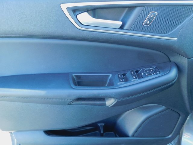 Used 2023 Ford Edge SEL image 24