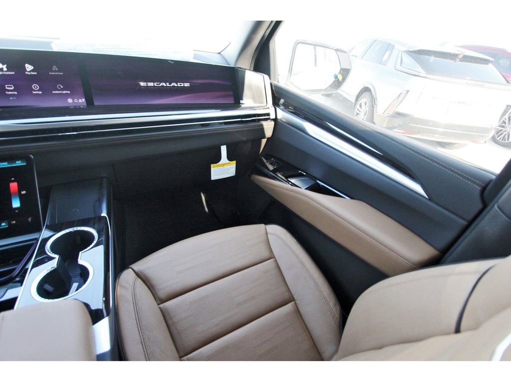 New 2026 Cadillac Escalade Luxury w/ Touring Package image 10