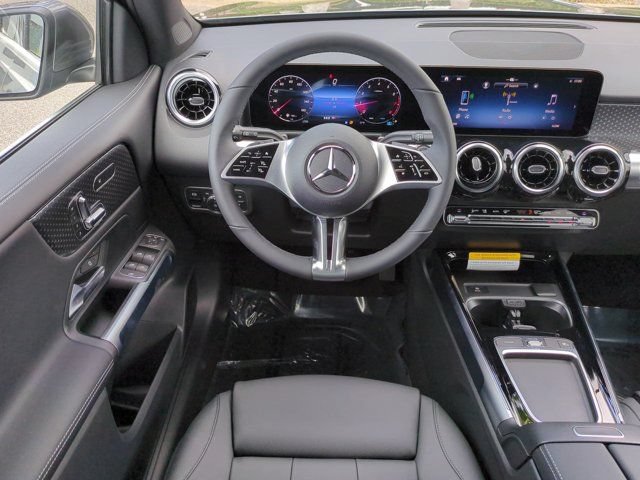 New 2026 Mercedes-Benz GLB 250 image 16