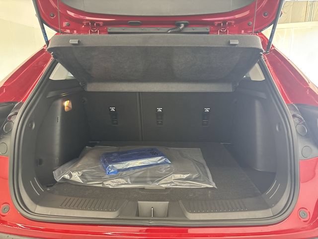 New 2026 Chevrolet Trax LT w/ Driver Confidence Package FWD image 19