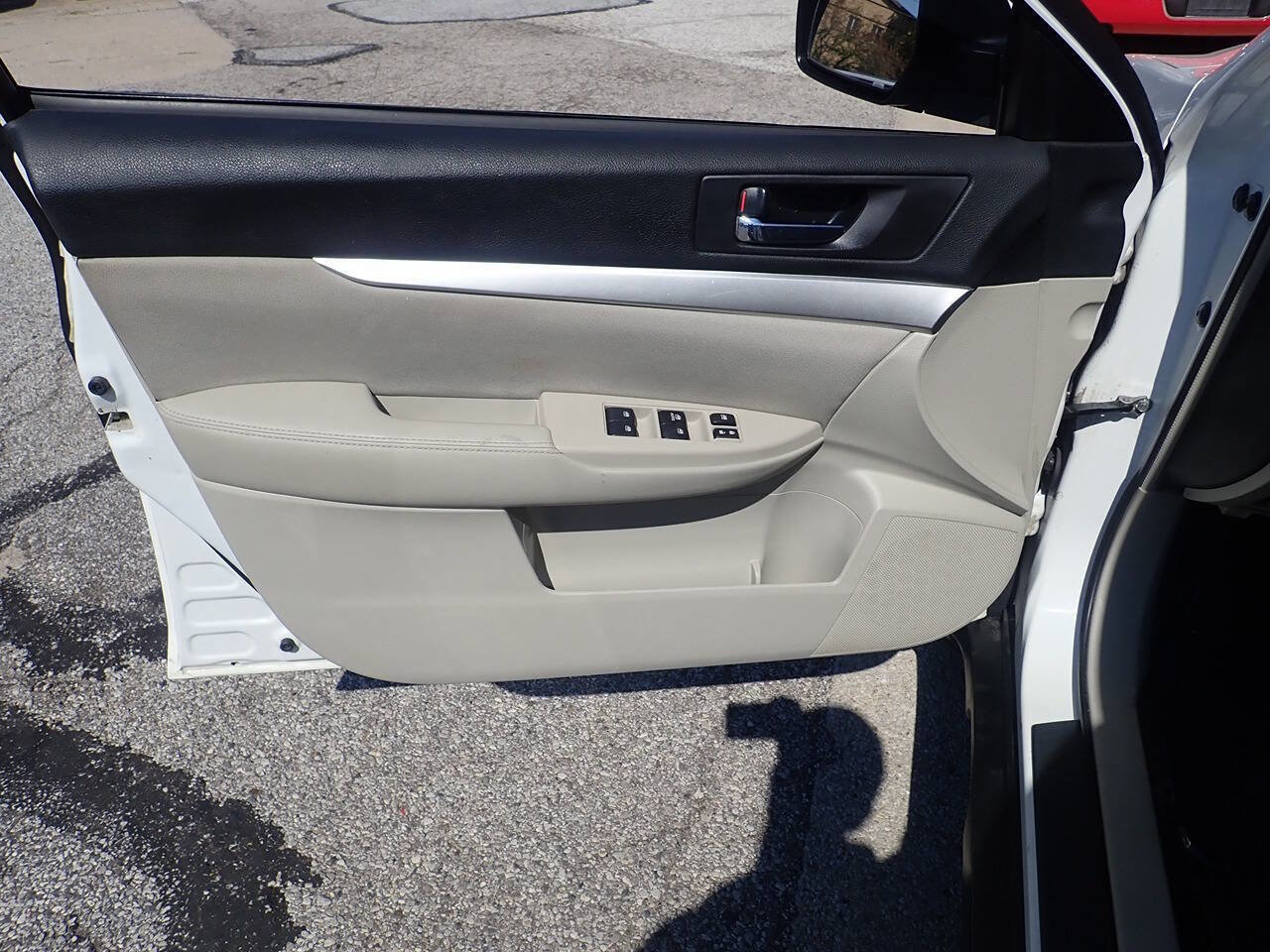 Used 2013 Subaru Outback 2.5i Premium w/ Popular Pkg 1B image 11