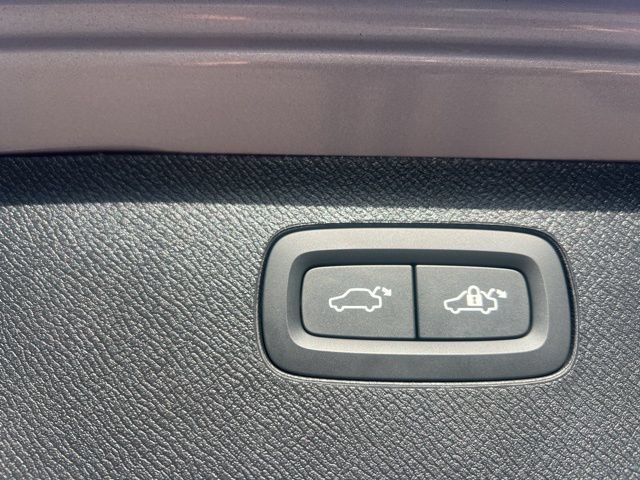 New 2026 Volvo XC90 B6 Core AWD/4WD image 27