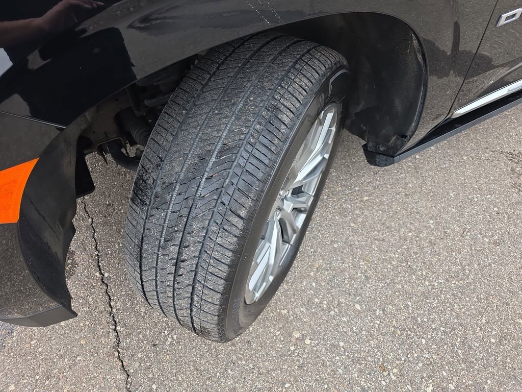 Used 2023 GMC Yukon XL Denali w/ LPO, Floor Liner Package image 37