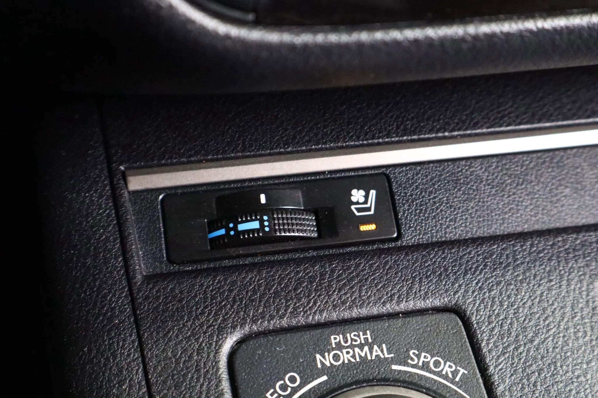 Used 2015 Lexus ES 350 ES 350 Sedan 4D image 21