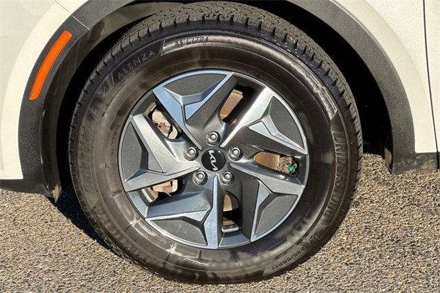 Used 2022 Kia Sorento S image 47