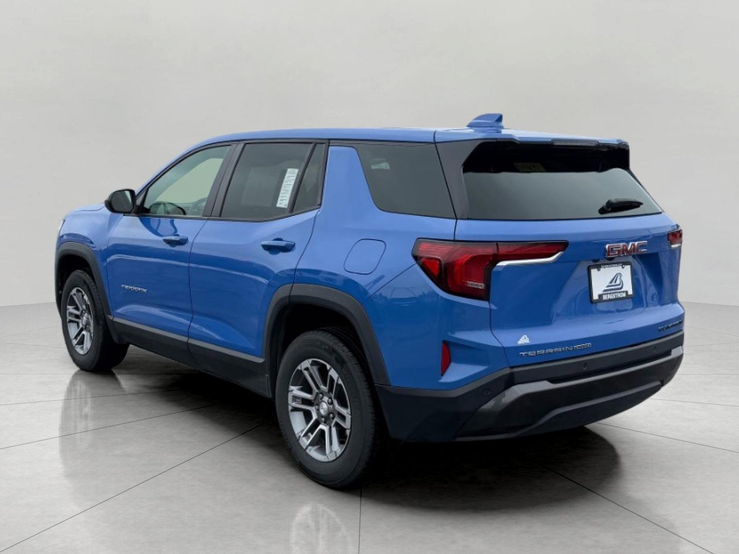 Certified 2025 GMC Terrain Elevation image 6