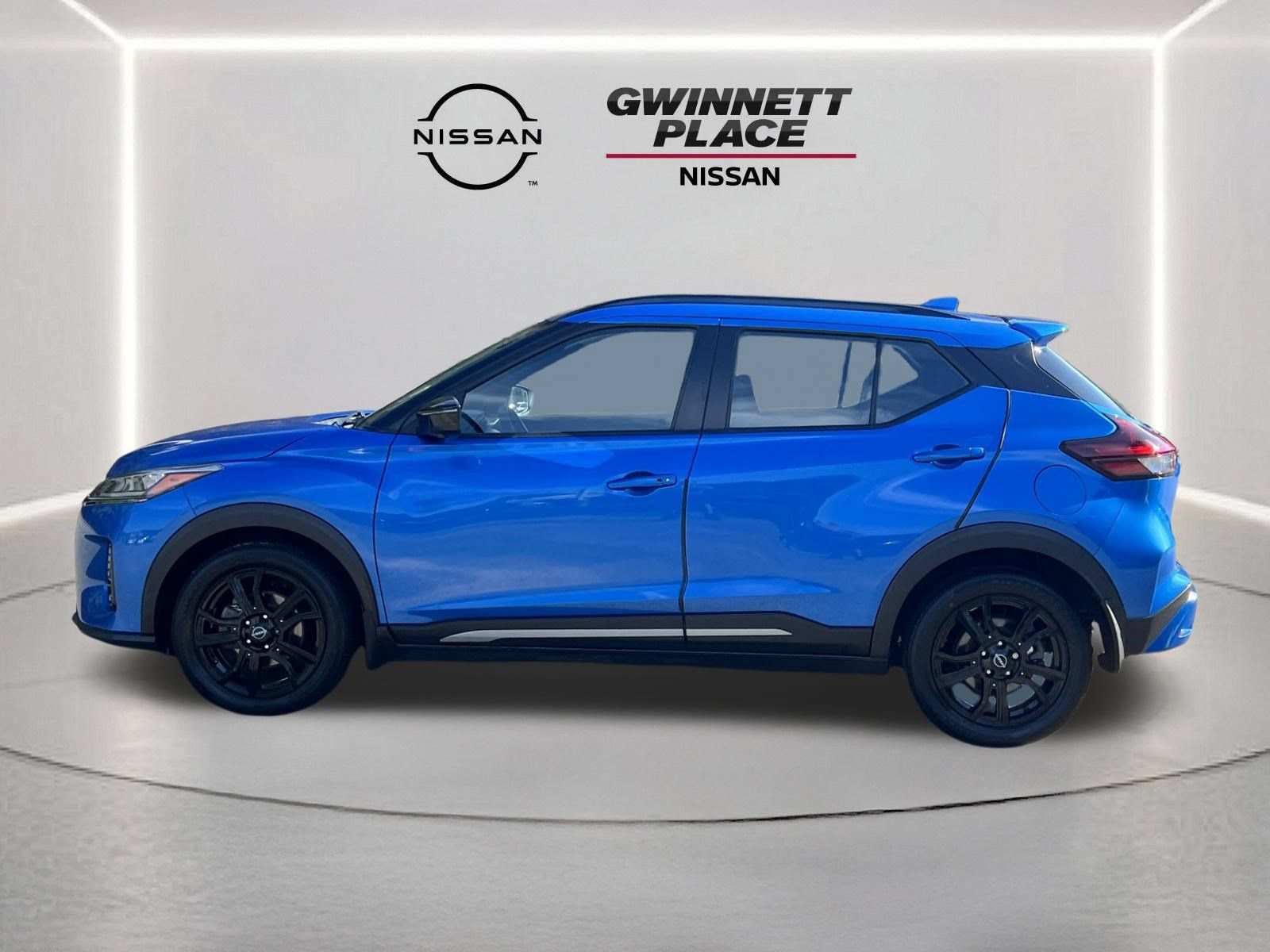 Used 2024 Nissan Kicks SR FWD image 19