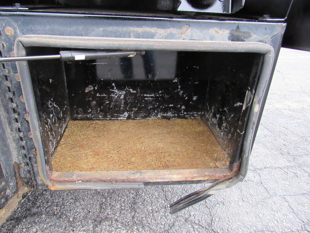 Used 2017 Ford F450 XL w/ Power Equipment Group image 28