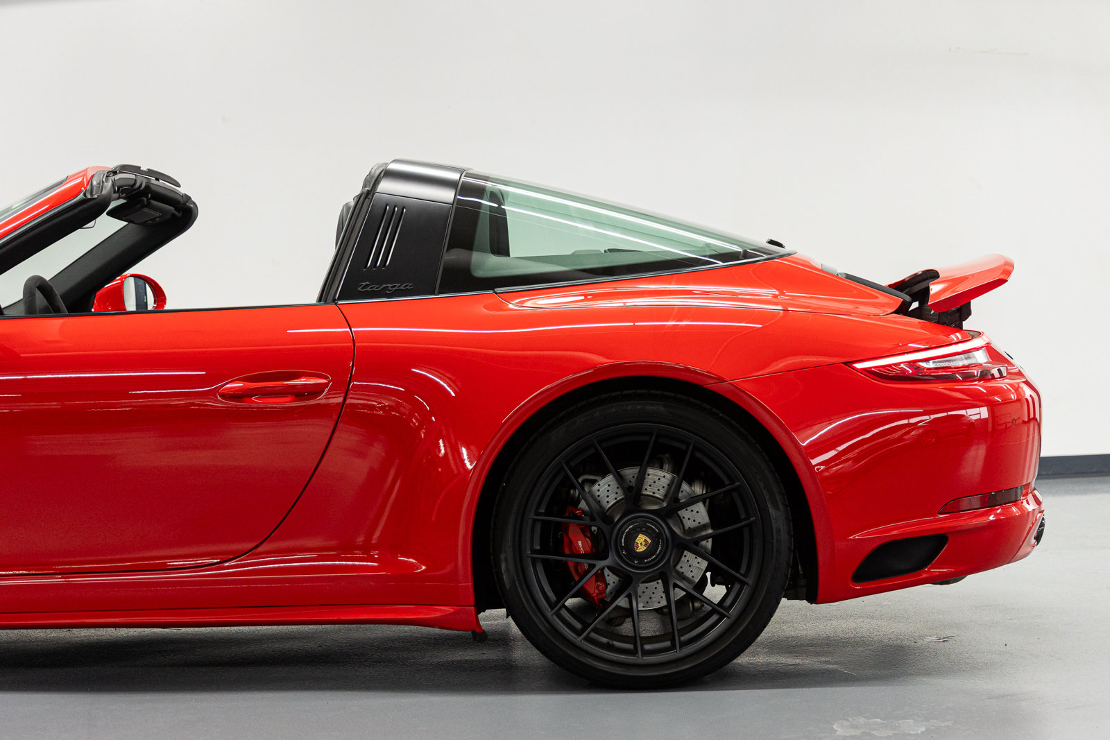 Used 2019 Porsche 911 Targa 4 GTS AWD/4WD image 25