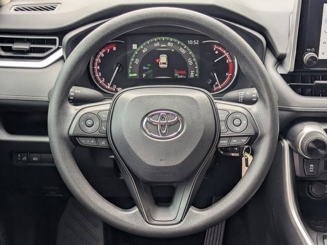 Used 2025 Toyota RAV4 LE image 20