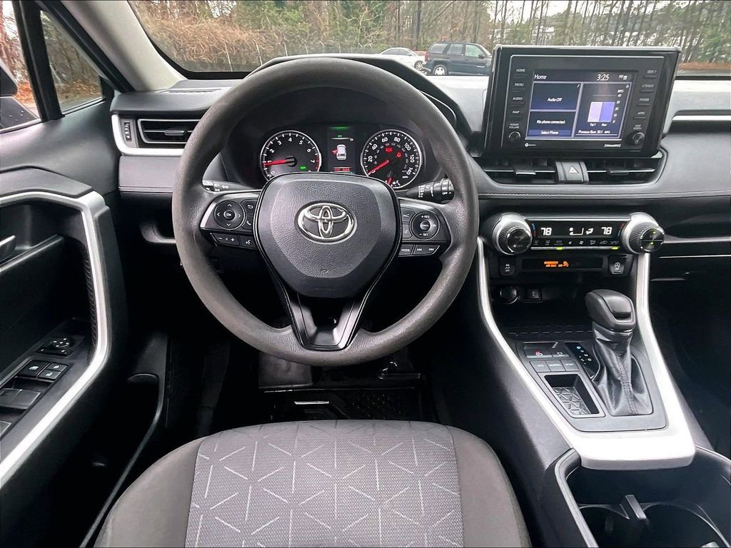 Used 2022 Toyota RAV4 XLE image 8