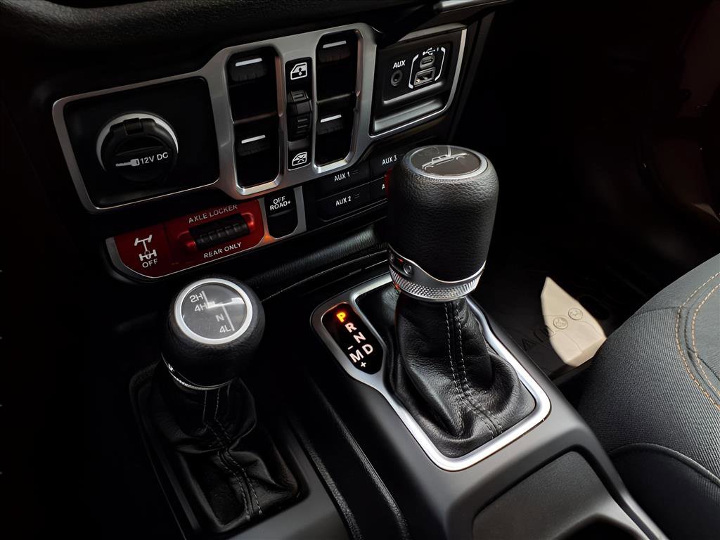 Used 2025 Jeep Gladiator Willys image 10