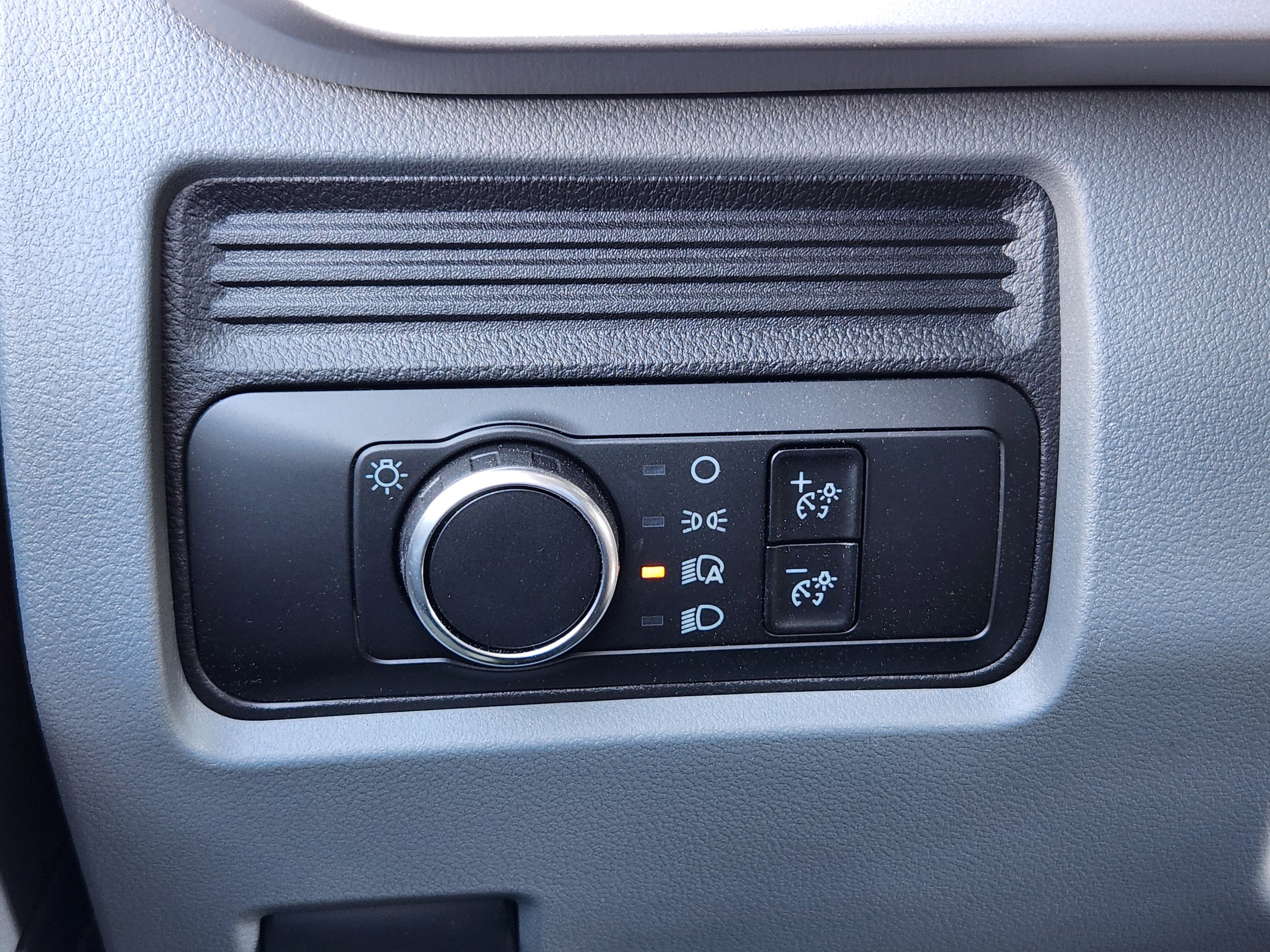 New 2025 Ford F550 4x4 Crew Cab Super Duty image 27