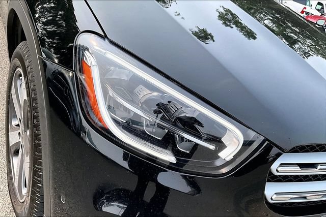 Certified 2022 Mercedes-Benz GLC 300 4MATIC w/ Multimedia Package Lite image 24