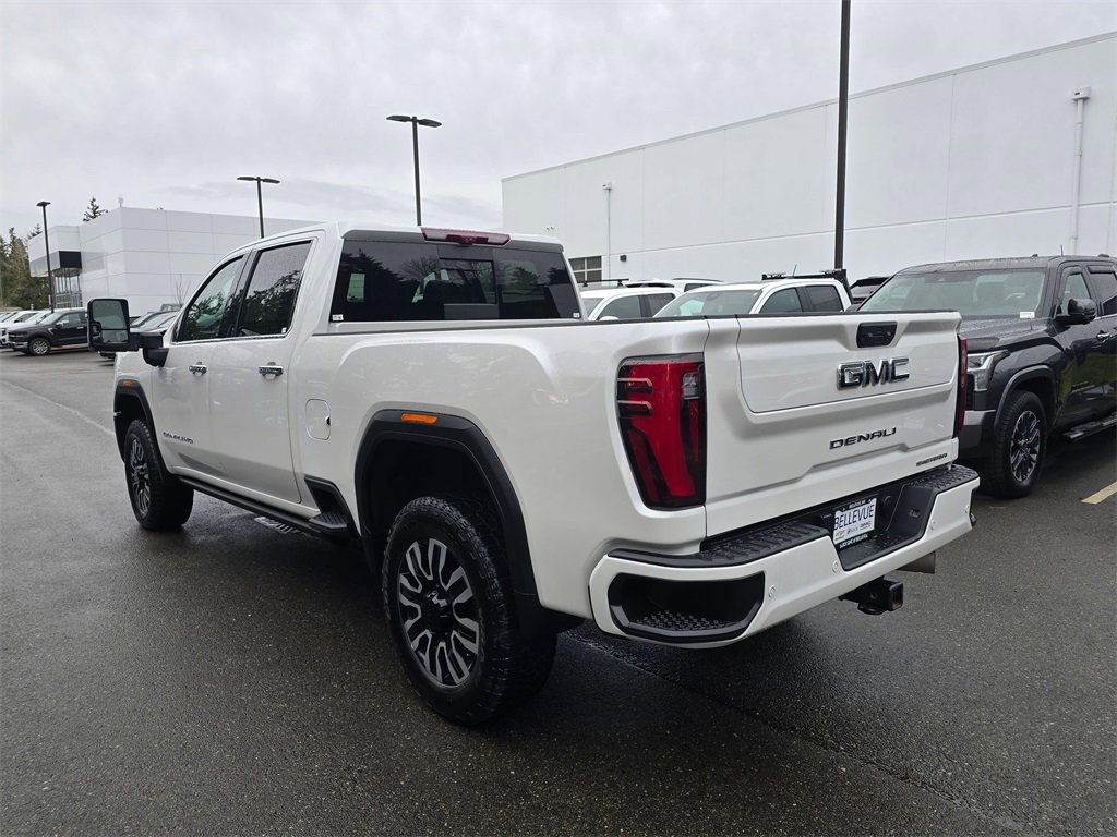 Used 2024 GMC Sierra 3500 Denali Ultimate image 3