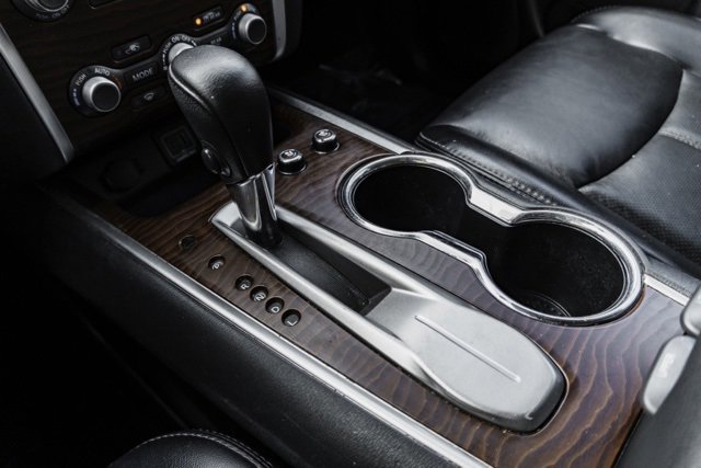 Used 2019 Nissan Pathfinder Platinum image 17