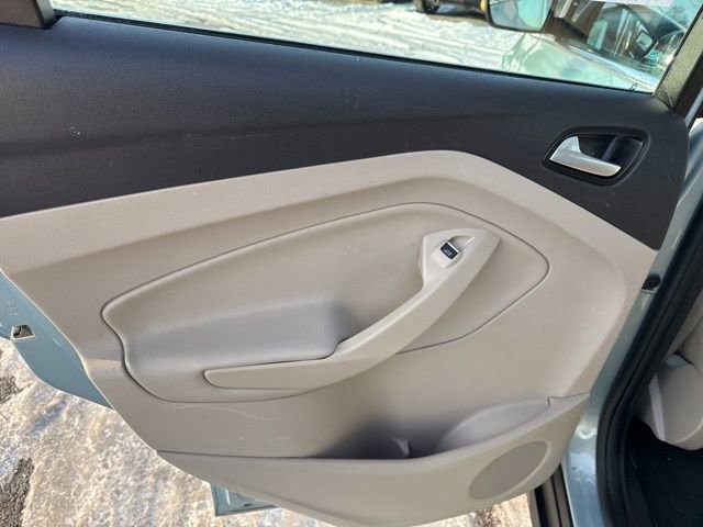 Used 2014 Ford C-MAX Energi SEL image 36