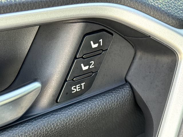 Used 2025 Toyota RAV4 XSE w/ Premium Package AWD/4WD image 22