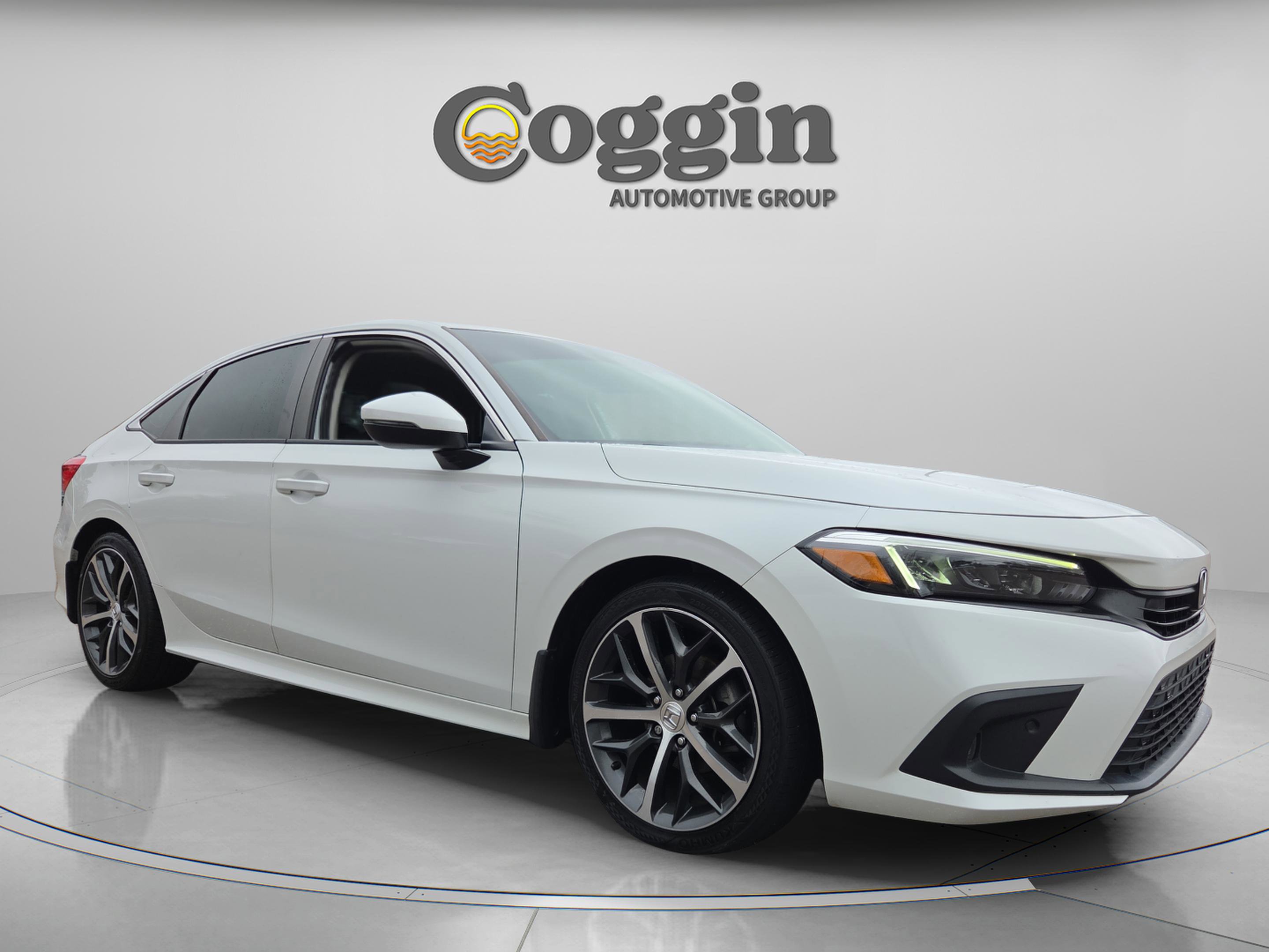 Used 2023 Honda Civic Touring image 8