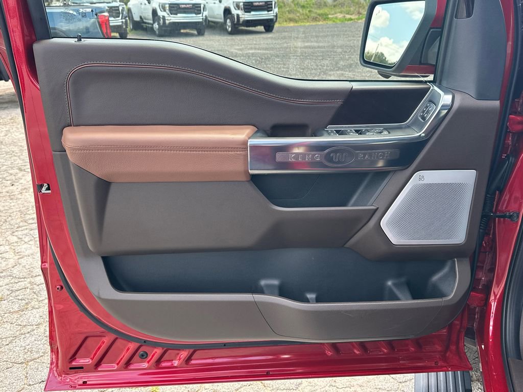 Used 2025 Ford F150 King Ranch w/ FX4 Off-Road Package image 11