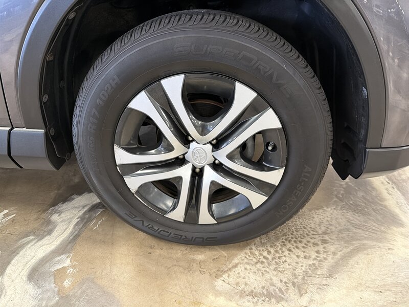 Used 2017 Toyota RAV4 LE w/ All Weather Liner Package FWD image 17