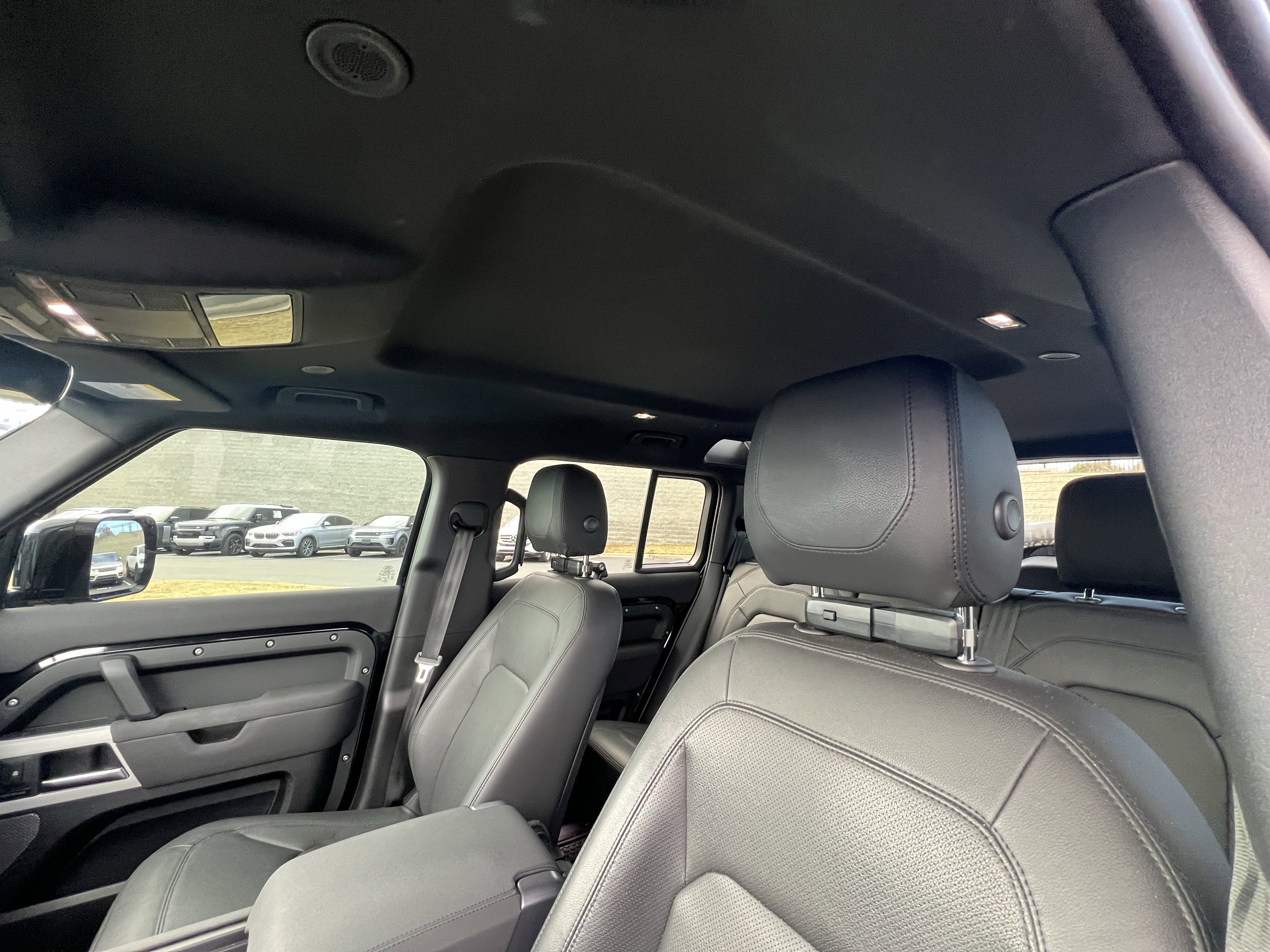 Used 2023 Land Rover Defender 110 S image 17