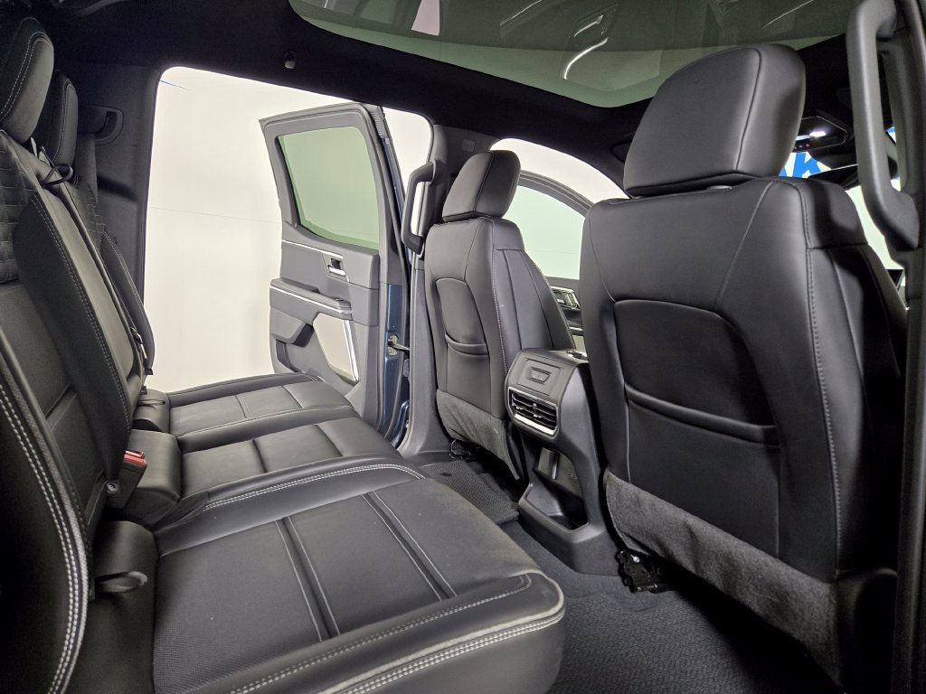 Used 2025 GMC Sierra EV Denali AWD/4WD image 13