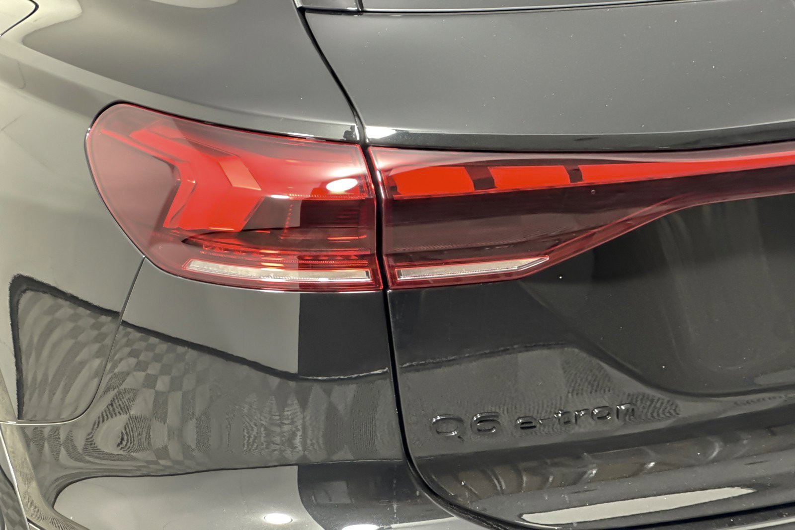 New 2027 Audi Q6 e-tron Premium AWD/4WD image 27