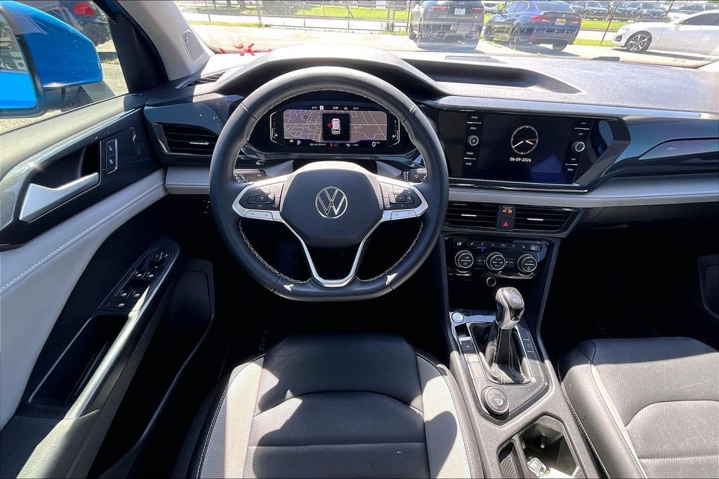 Used 2022 Volkswagen Taos SEL AWD/4WD image 7