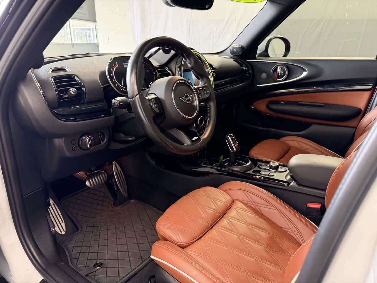 Certified 2023 MINI Cooper Clubman John Cooper Works w/ Signature Upholstery Package AWD/4WD image 9