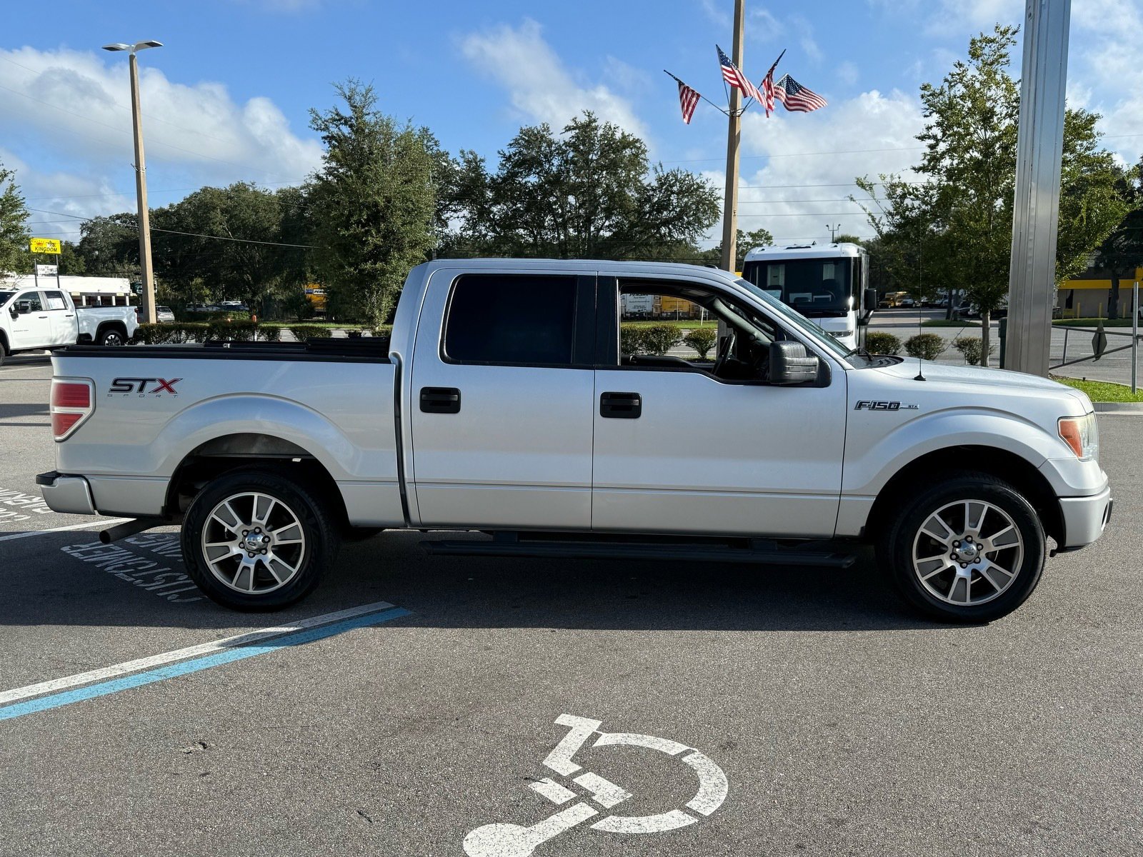 Used 2014 Ford F150 STX w/ Equipment Group 201A Mid image 7