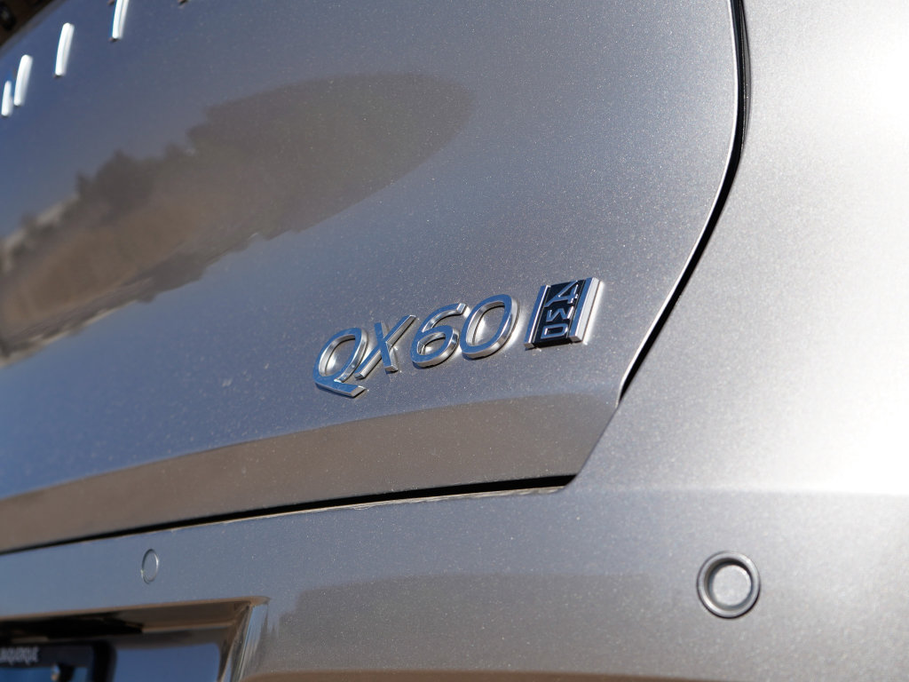 New 2026 INFINITI QX60 Luxe w/ Cargo Package image 10