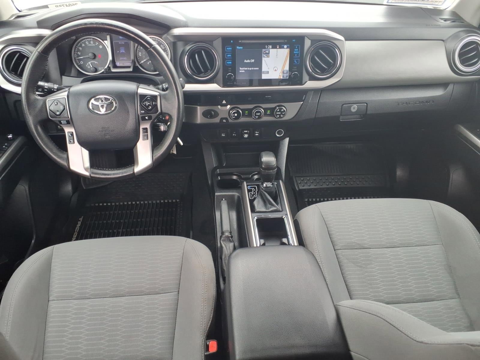 Used 2018 Toyota Tacoma SR5 RWD image 18