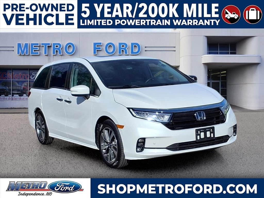 Used 2023 Honda Odyssey Touring image 1