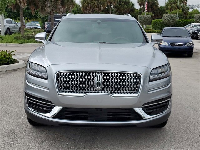 Used 2020 Lincoln Nautilus FWD image 2