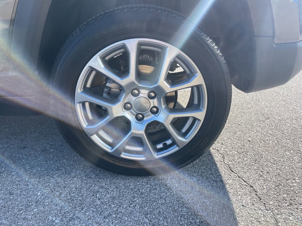 Used 2022 Jeep Compass Latitude image 54