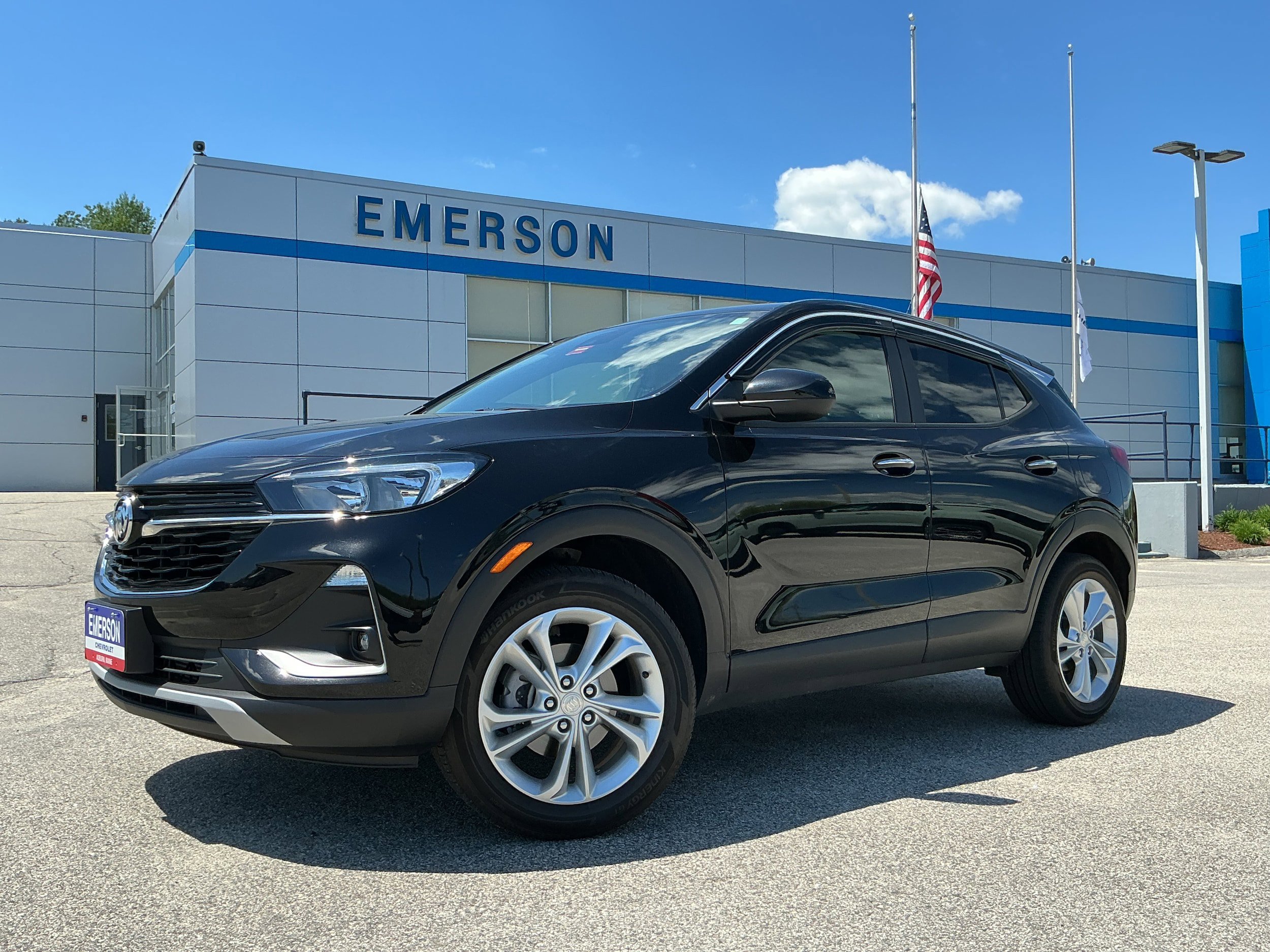 Used 2022 Buick Encore GX Preferred w/ Cold Weather Comfort Package AWD/4WD image 2