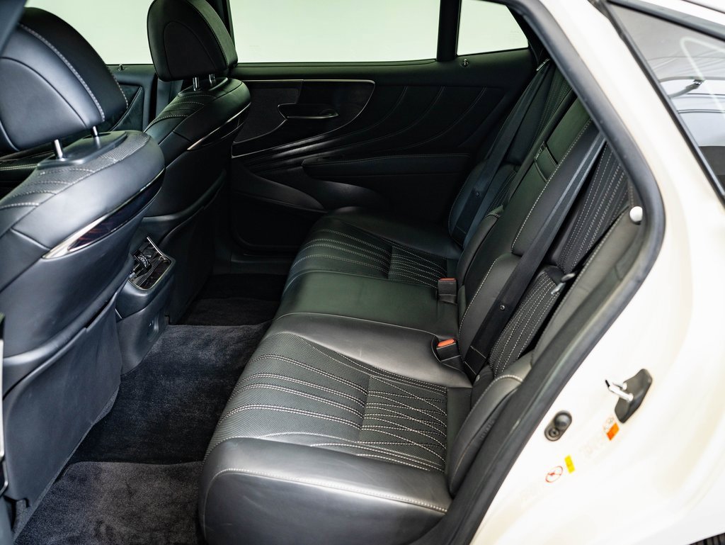Used 2019 Lexus LS 500 AWD w/ Interior Upgrade Package image 35