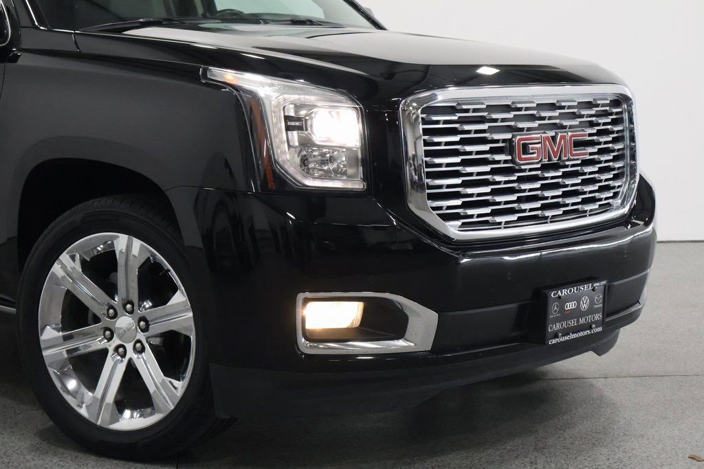 Used 2019 GMC Yukon Denali w/ Denali Ultimate Package AWD/4WD image 3