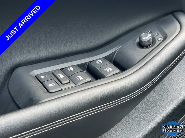 Used 2025 Jeep Grand Cherokee Limited w/ Luxury Tech Group II AWD/4WD image 25