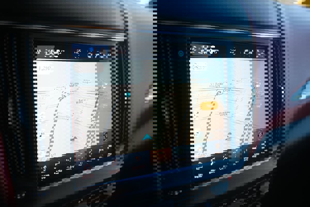 Used 2022 Maserati Levante Modena image 24