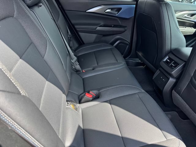 Used 2026 Chevrolet Equinox EV LT w/ Convenience Package II AWD/4WD image 8