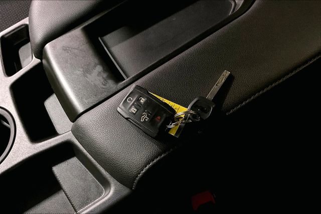 Used 2021 Chevrolet Silverado 1500 Custom image 29