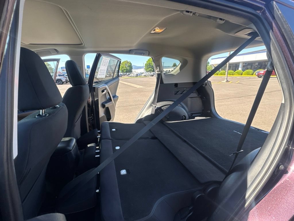 Used 2016 Toyota RAV4 XLE w/ Convenience Package AWD/4WD image 15