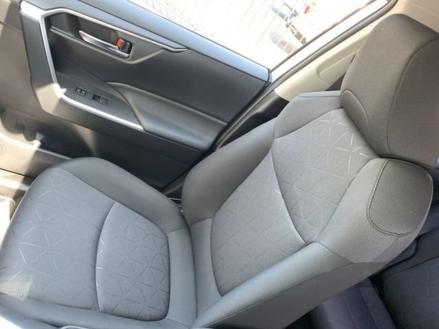 Certified 2023 Toyota RAV4 XLE AWD/4WD image 29