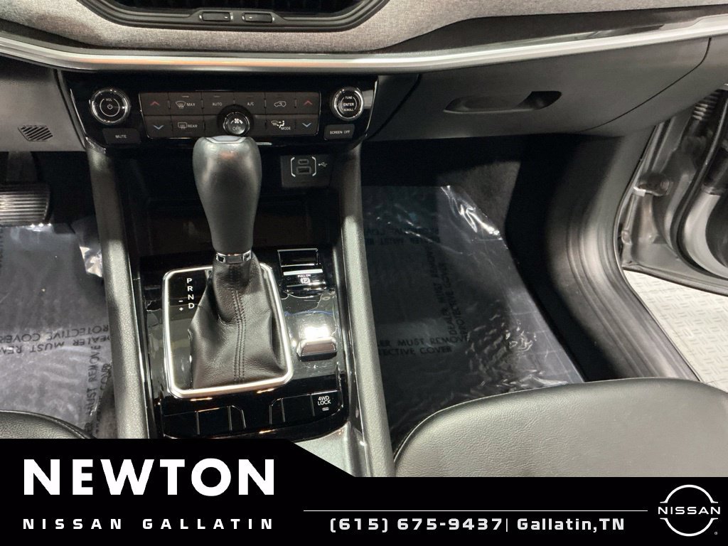 Used 2023 Jeep Compass Latitude w/ Convenience Group AWD/4WD image 18