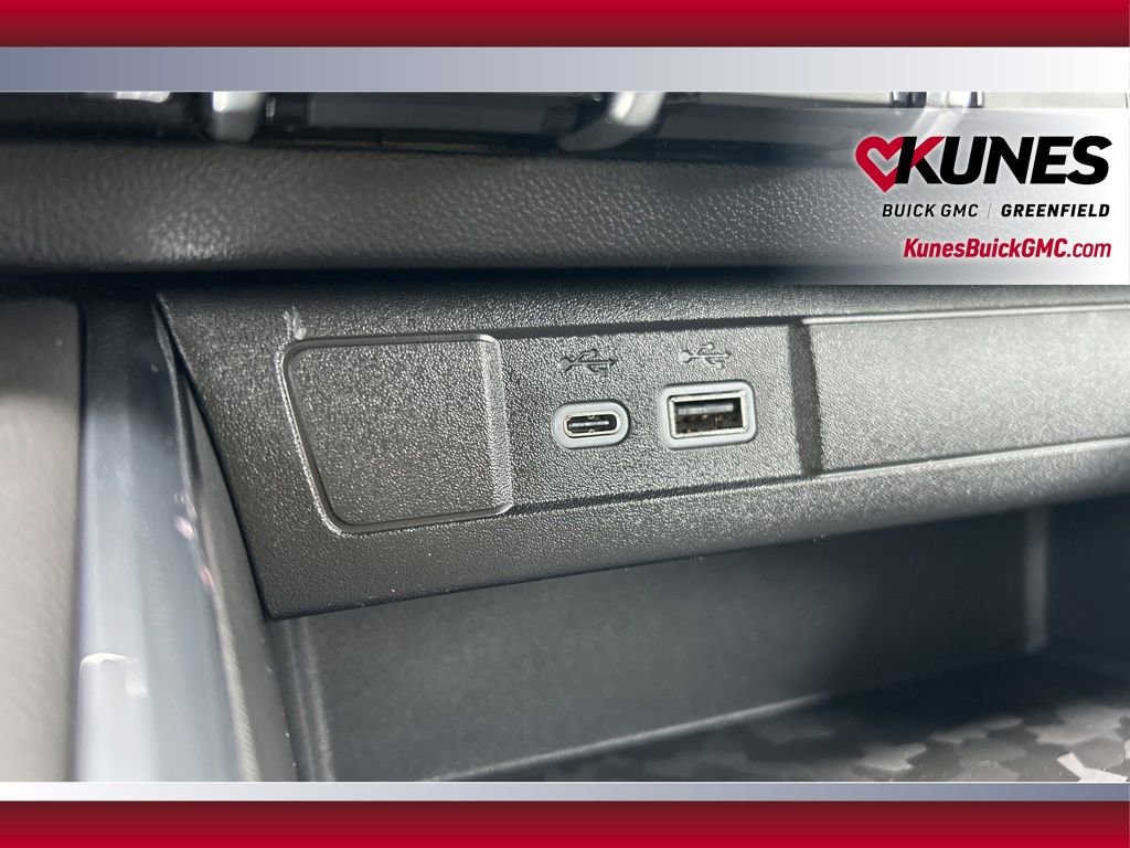 New 2026 GMC Canyon AT4 image 34