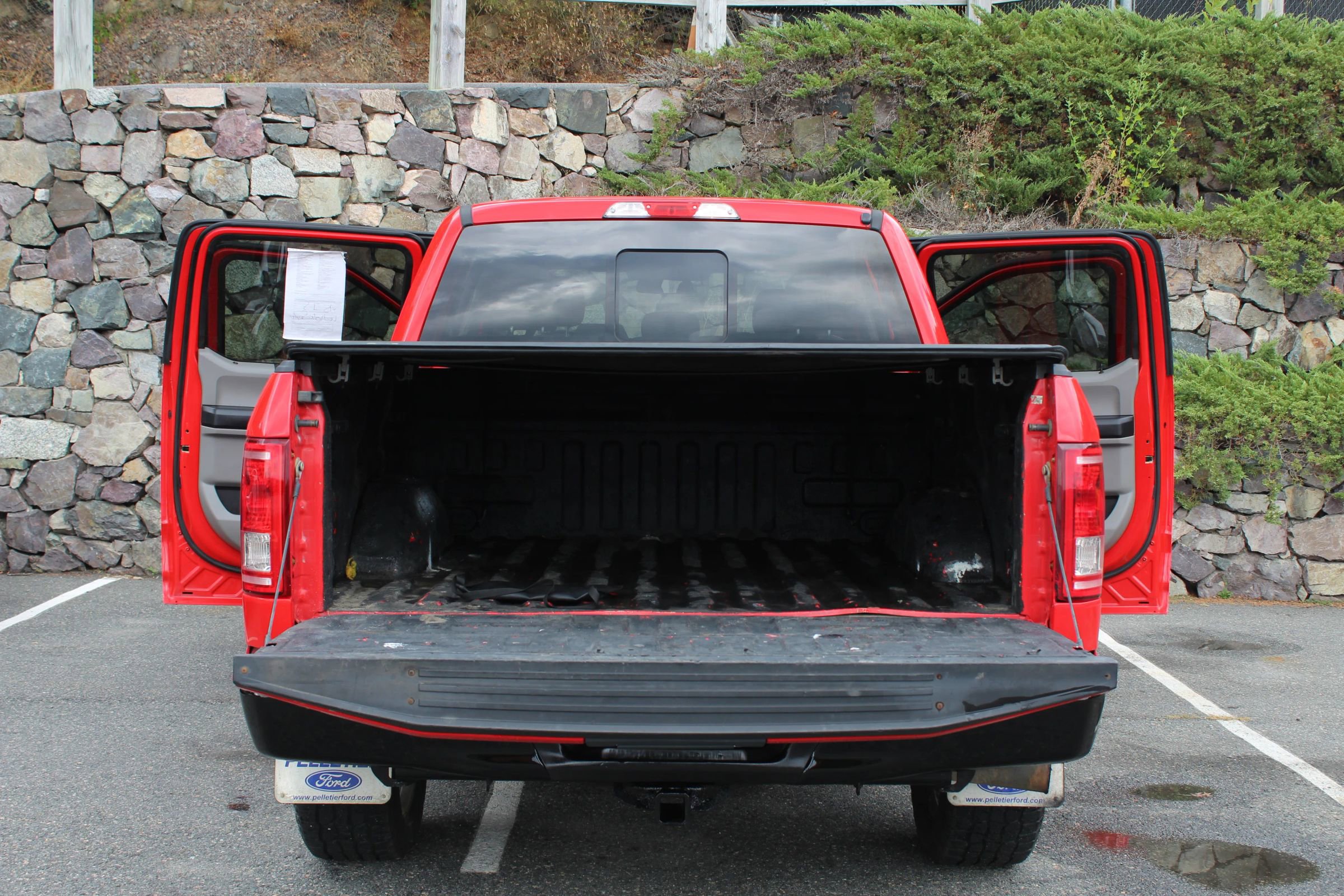 Used 2016 Ford F150 XL w/ Equipment Group 101A Mid image 9