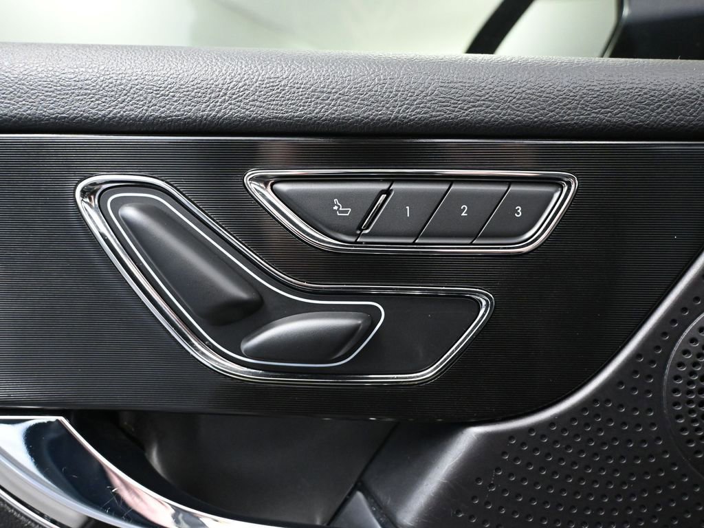 Used 2023 Lincoln Corsair Reserve image 20