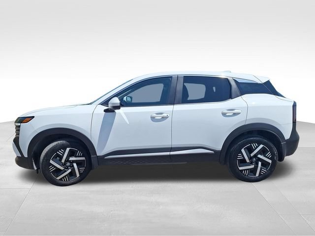 Certified 2025 Nissan Kicks SV FWD image 5